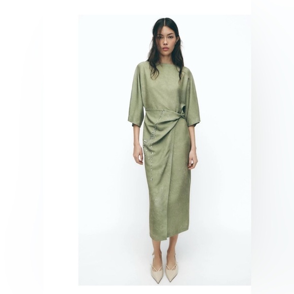 zara green chain dress Zara Elegant Green Satin Dress with Chain